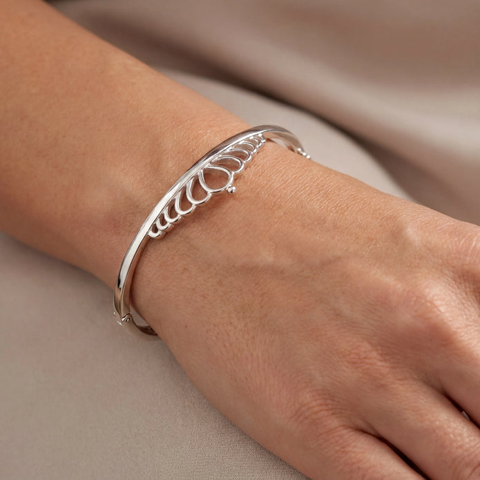 Tiara Motif Bangle — 2